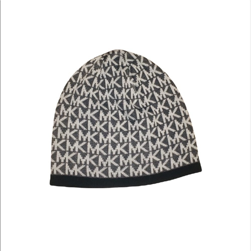 New Michael Kors: One Size Black & Gray Knitted Logo Beanie